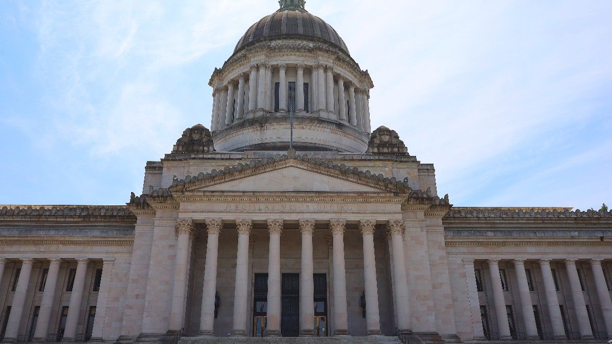 The broad stone steps and columns of the Washington State Legislative Building in Olympia.